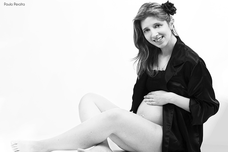 Sesión de fotos en estudio a Natalia, embarazada de 7 meses.